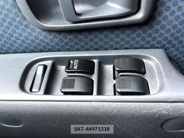 Toyota PIXIS VAN 2013-12 8526570-12