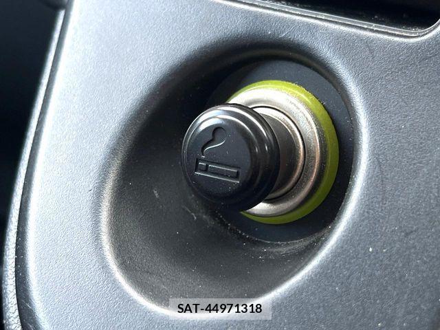 Toyota PIXIS VAN 2013-12 8526570-17