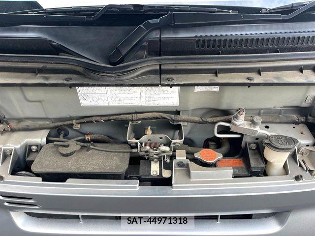 Toyota PIXIS VAN 2013-12 8526570-1
