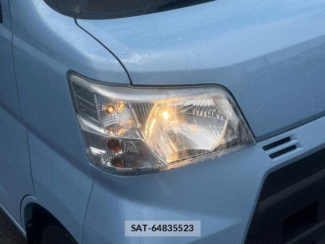 Toyota PIXIS VAN 2018-05 8563168-13