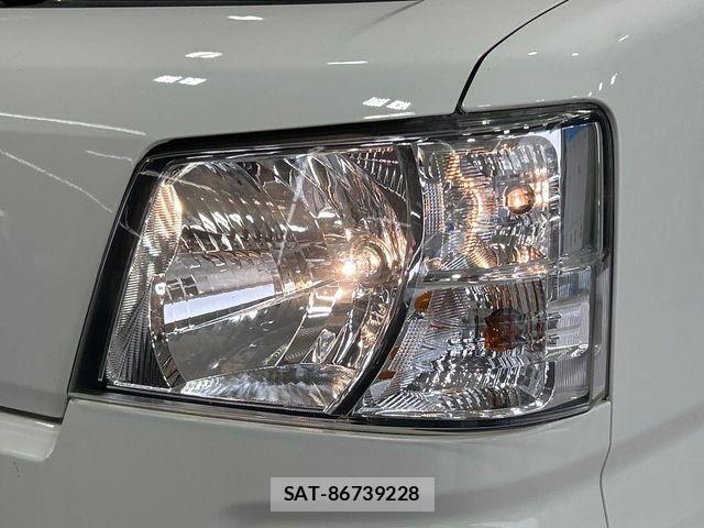 Toyota PIXIS VAN 2023-03 8666729-11