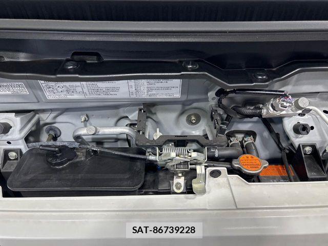 Toyota PIXIS VAN 2023-03 8666729-17