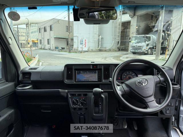 Toyota PIXIS VAN 2019-05 8781611-15
