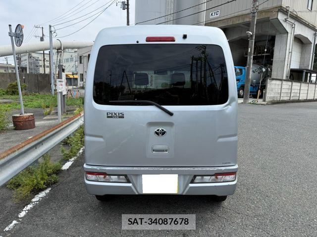Toyota PIXIS VAN 2019-05 8781611-6
