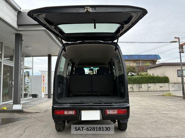 Toyota PIXIS VAN 2013-01 8831069-10