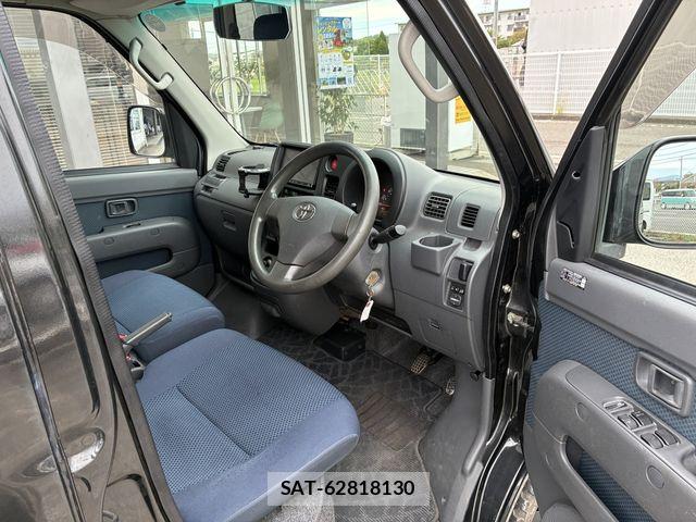 Toyota PIXIS VAN 2013-01 8831069-13