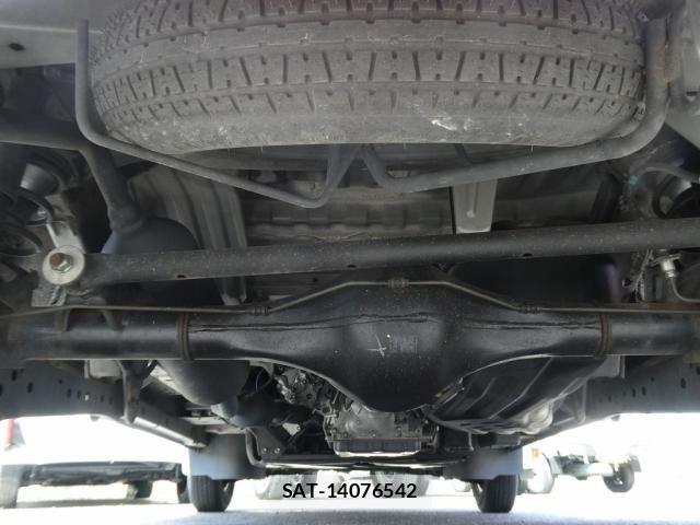 Toyota PIXIS VAN 2016-03 8881546-10