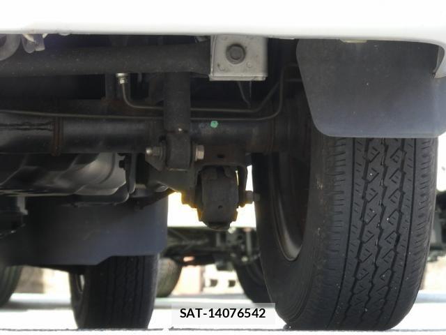 Toyota PIXIS VAN 2016-03 8881546-14