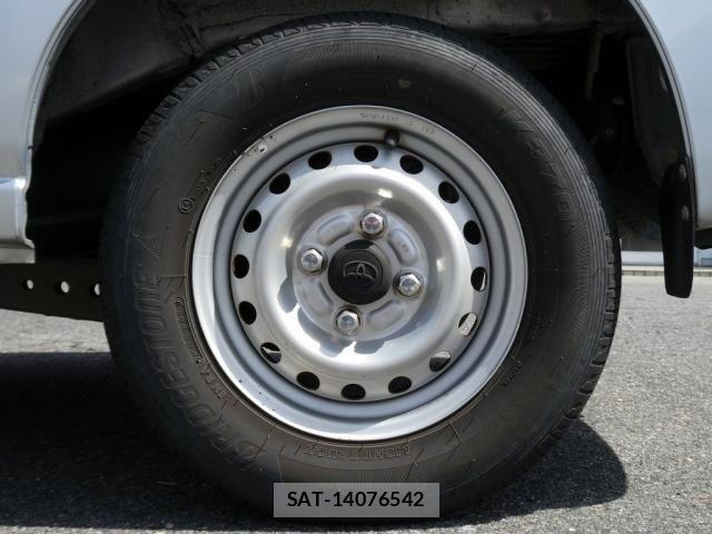 Toyota PIXIS VAN 2016-03 8881546-16