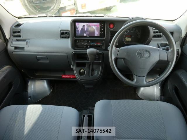 Toyota PIXIS VAN 2016-03 8881546-19