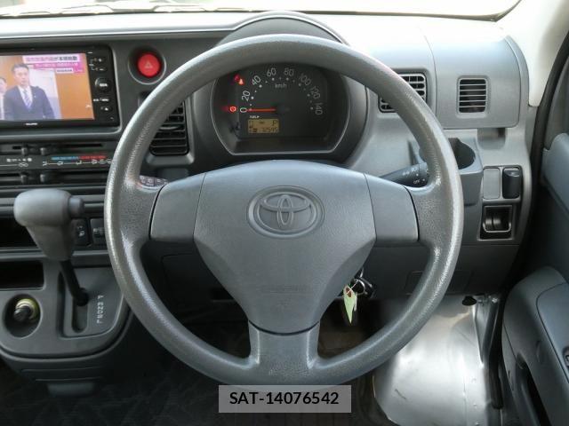 Toyota PIXIS VAN 2016-03 8881546-21