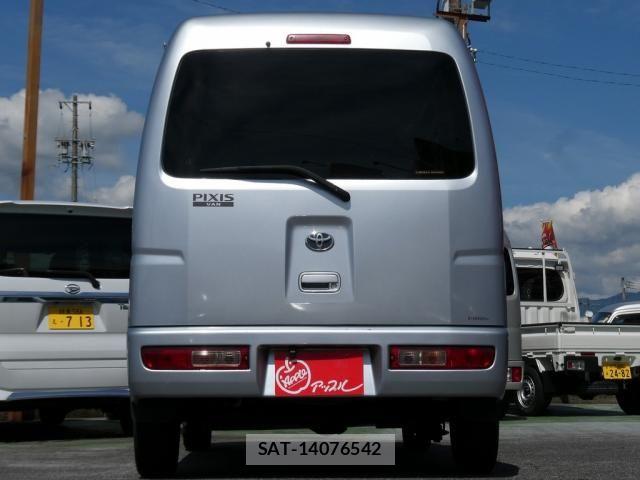 Toyota PIXIS VAN 2016-03 8881546-2