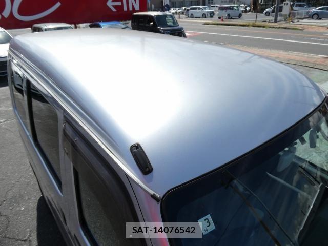 Toyota PIXIS VAN 2016-03 8881546-5