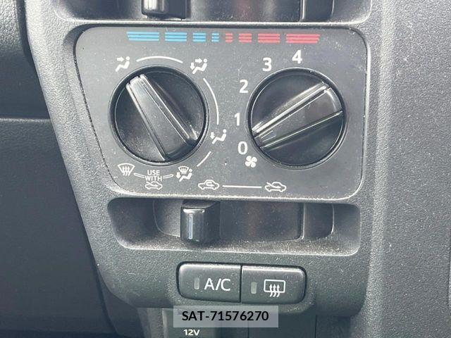 Toyota PIXIS VAN 2023-10 8881545-6