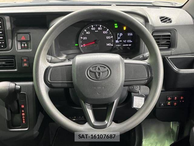 Toyota PIXIS VAN 2023-08 902902-10
