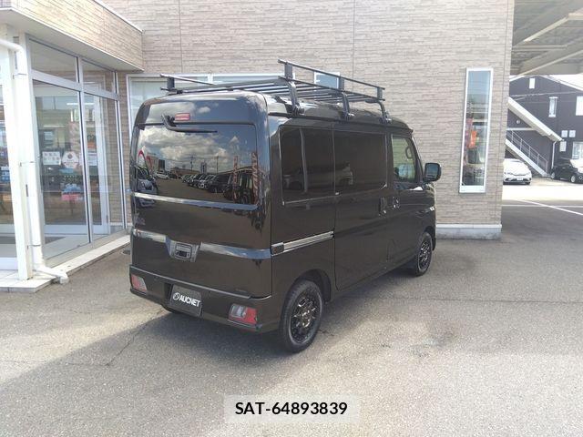 Toyota PIXIS VAN 2023-10 2032210-2