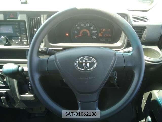 Toyota PIXIS VAN 2019-05 3774205-15