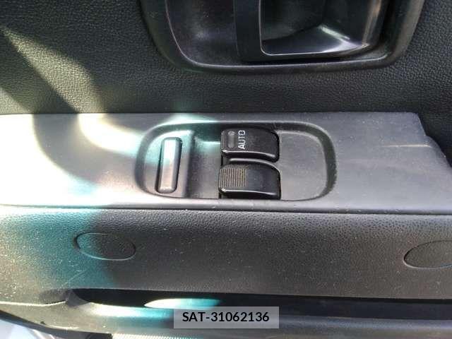 Toyota PIXIS VAN 2019-05 3774205-19