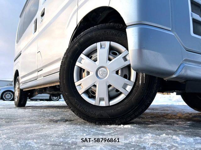 Toyota PIXIS VAN 2024-01 5875391-12