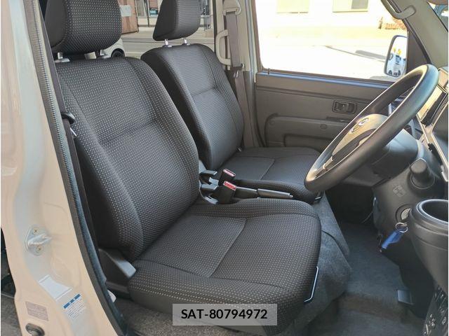 Toyota PIXIS VAN 2021-09 6305886-10