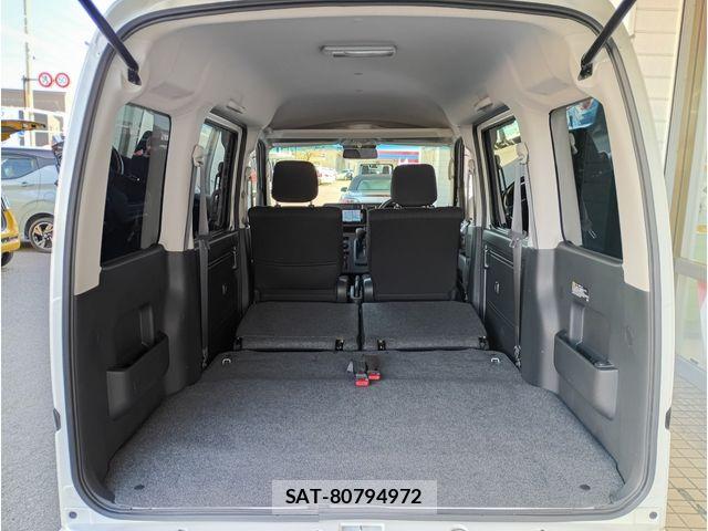 Toyota PIXIS VAN 2021-09 6305886-18