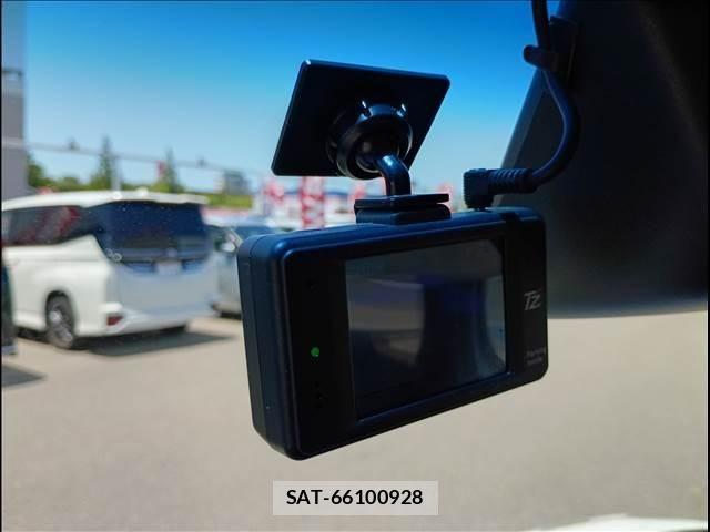 Toyota PIXIS VAN 2019-04 7329336-22