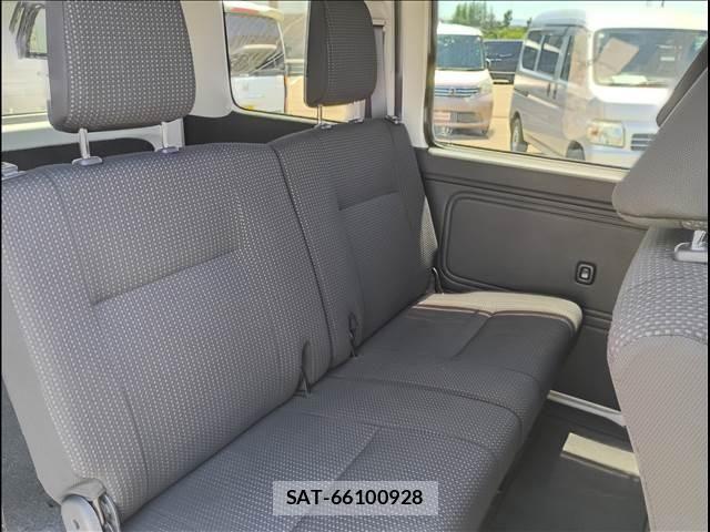Toyota PIXIS VAN 2019-04 7329336-24