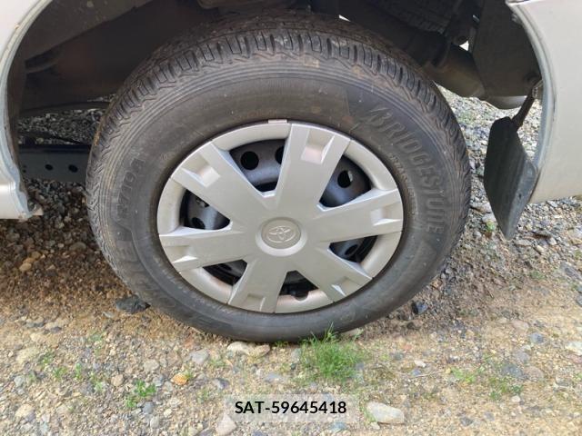 Toyota PIXIS VAN 2013-04 7727193-10