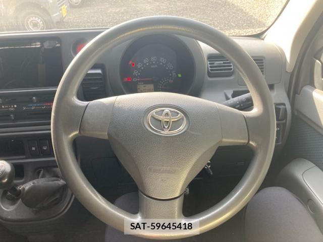 Toyota PIXIS VAN 2013-04 7727193-17