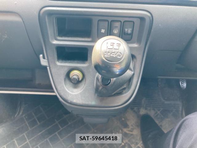 Toyota PIXIS VAN 2013-04 7727193-19