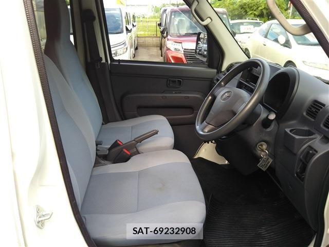 Toyota PIXIS VAN 2014-07 7878765-10