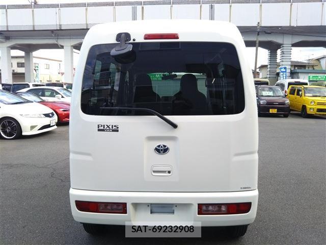 Toyota PIXIS VAN 2014-07 7878765-4