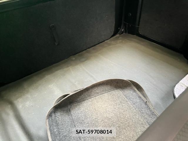 Toyota PIXIS VAN 2017-03 7903223-17