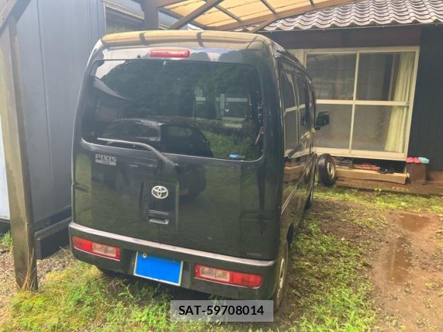 Toyota PIXIS VAN 2017-03 7903223-4
