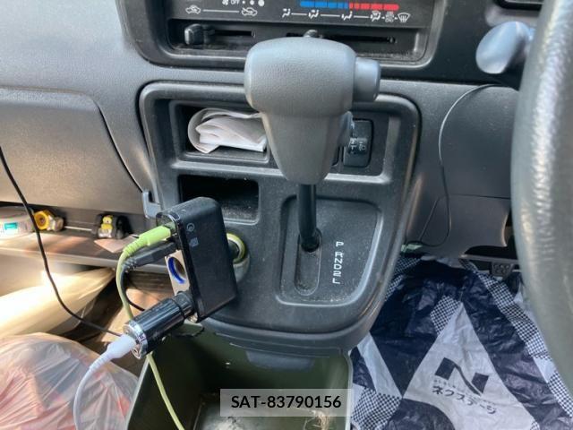 Toyota PIXIS VAN 2013-01 7963277-9