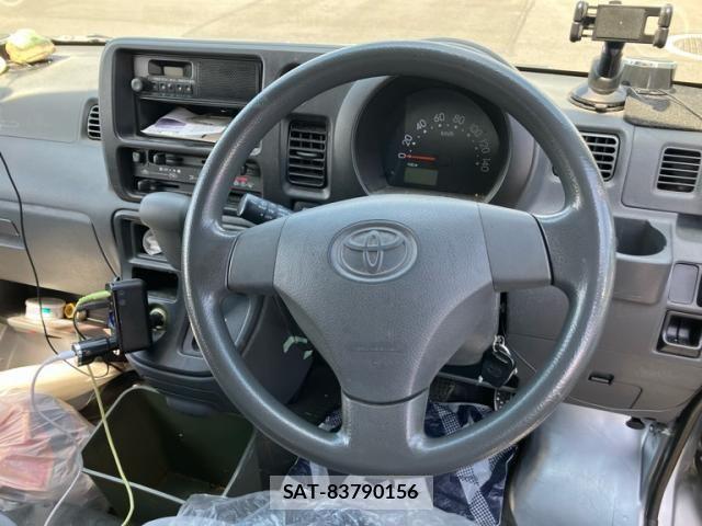 Toyota PIXIS VAN 2013-01 7963277-7