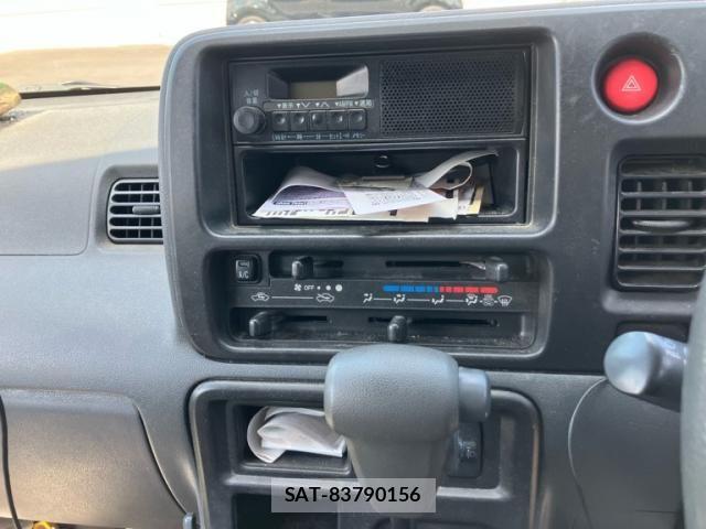 Toyota PIXIS VAN 2013-01 7963277-8