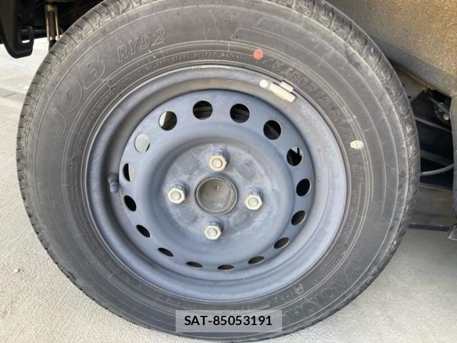 Toyota PIXIS VAN 2022-09 7980578-7