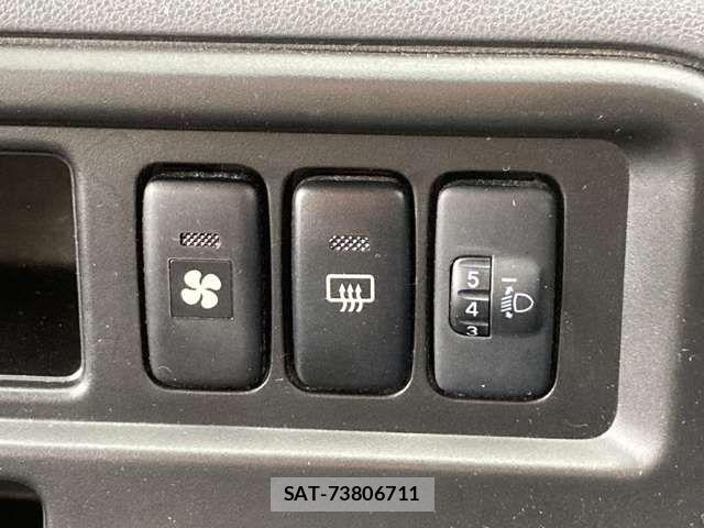 Toyota PIXIS VAN 2016-08 7980582-10