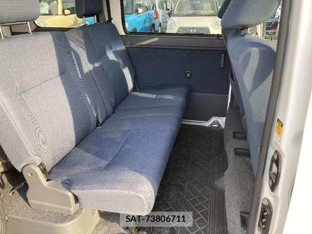 Toyota PIXIS VAN 2016-08 7980582-18