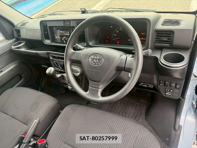 Toyota PIXIS VAN 2021-10 7980581-12