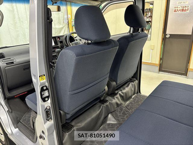 Toyota PIXIS VAN 2015-05 8037588-9