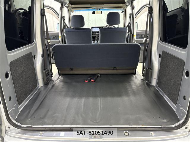 Toyota PIXIS VAN 2015-05 8037588-10