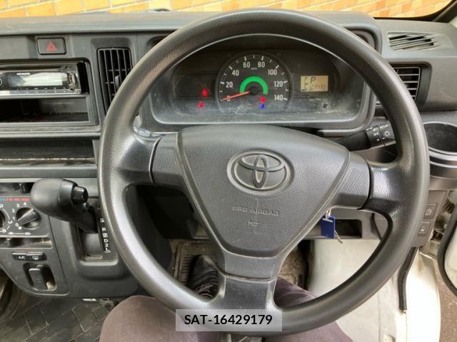 Toyota PIXIS VAN 2019-09 8037589-14