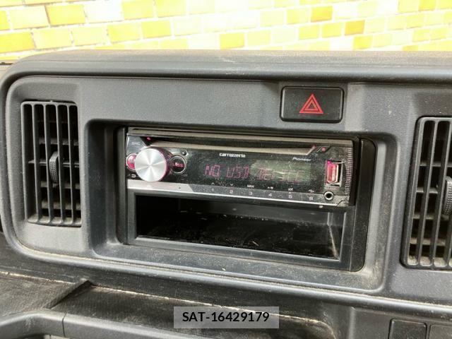 Toyota PIXIS VAN 2019-09 8037589-16