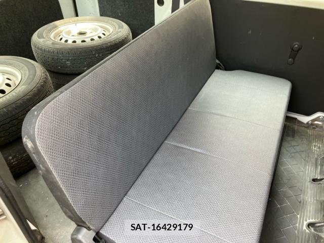 Toyota PIXIS VAN 2019-09 8037589-7