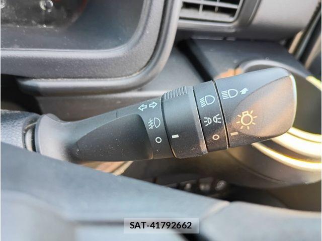 Toyota PIXIS VAN 2020-05 8209529-12