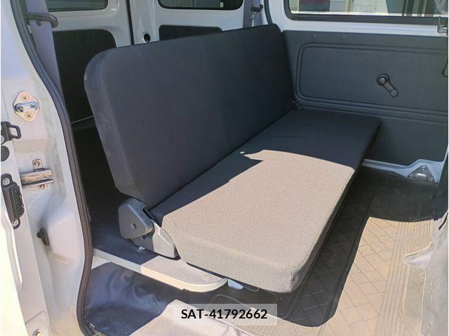 Toyota PIXIS VAN 2020-05 8209529-18