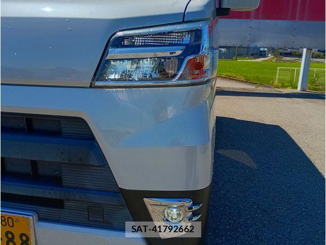 Toyota PIXIS VAN 2020-05 8209529-22