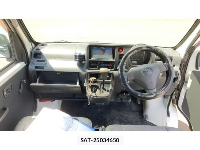 Toyota PIXIS VAN 2017-05 8231293-9